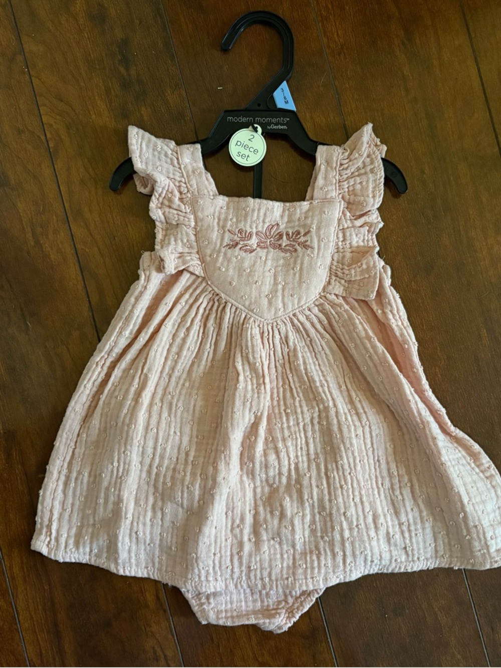 Modern Moments by Gerber Pink Ruffle Baby Matching Set